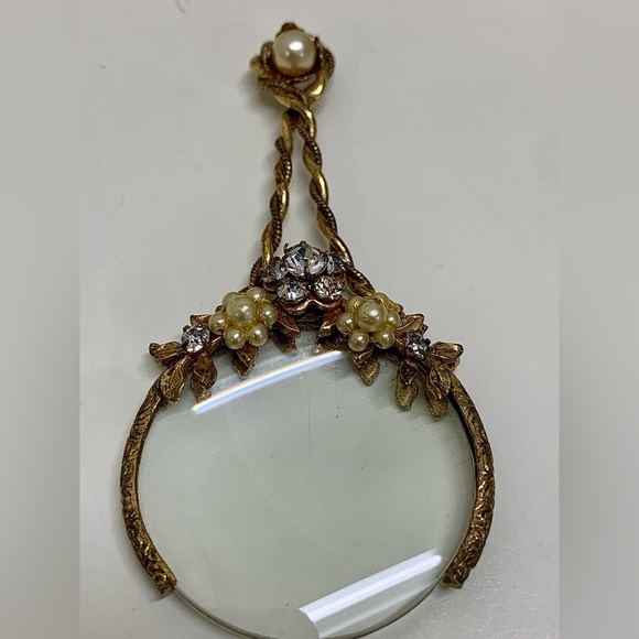 Antique Ornate Victorian Style Mother of Pearl Faux Diamond Loupe Magnifier - Picture 2 of 11